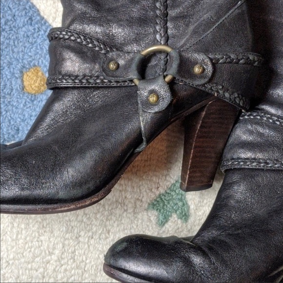 Frye Vicki Black Boots - Picture 4 of 10